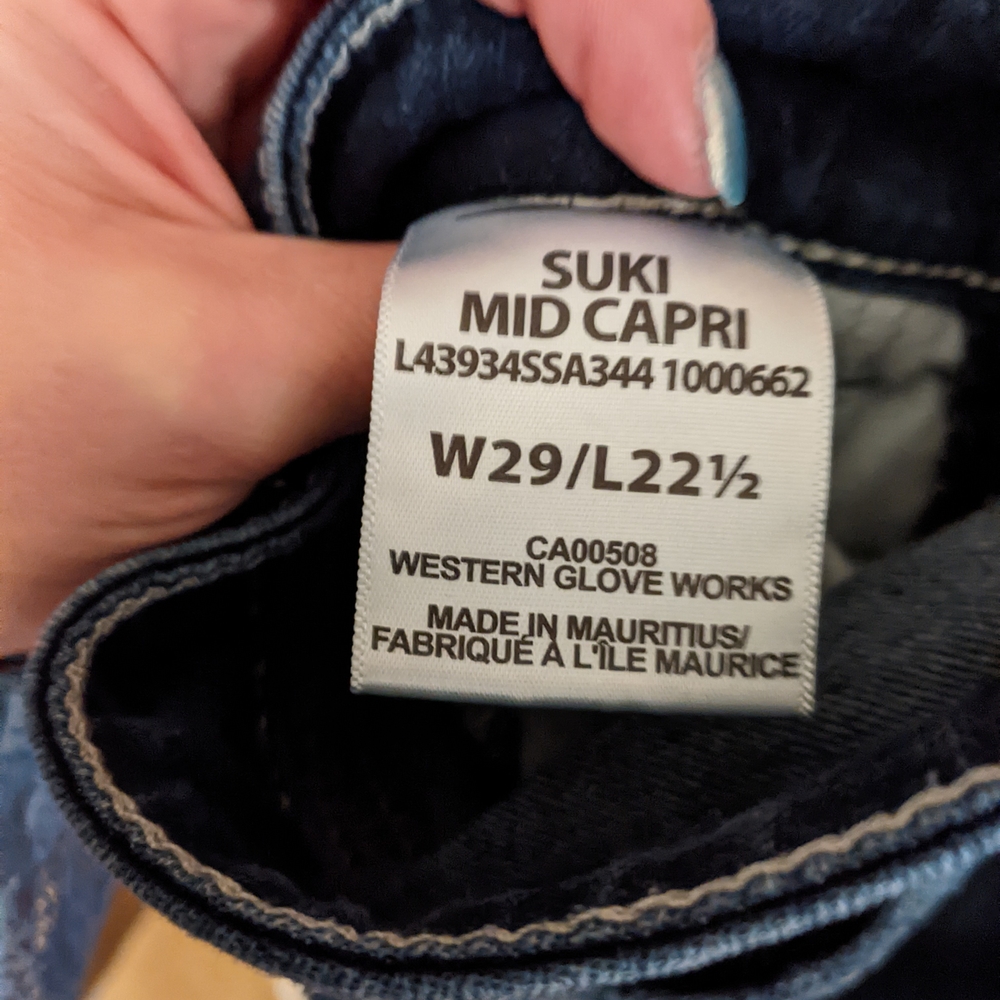 Silver Jeans Dark Blue Skinny Jeans with Contrast Back Pocket Stitching - Picture 3 of 5